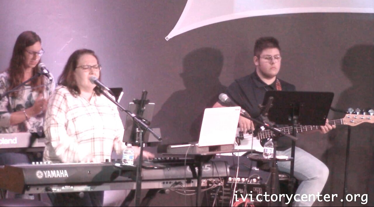 Sunday Victory - 10/17/21 - Praise and Worship