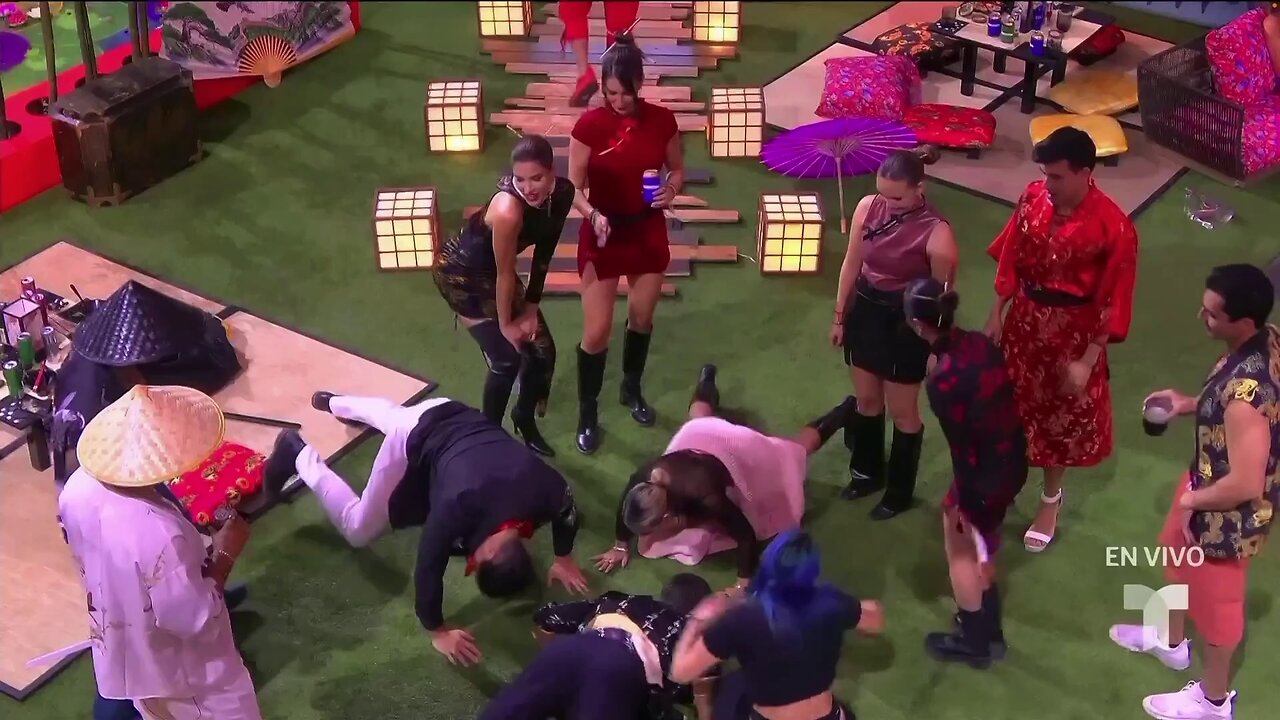 Famous House - February 4