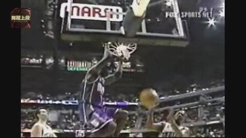 Tim Thomas 25 Points @ Pacers, 2001-02.