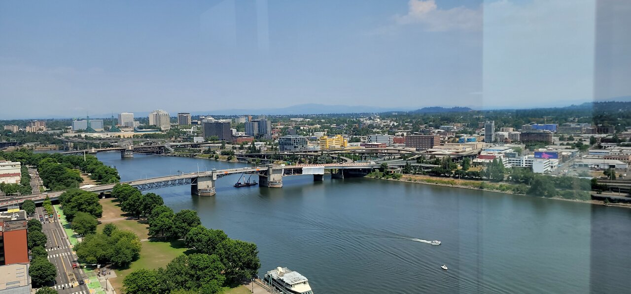 A Drive Through The Oregon Gorge