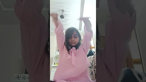 I have 4 hands