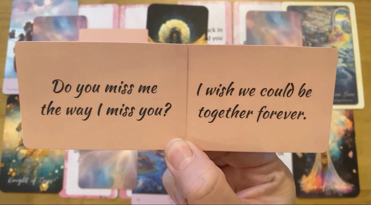 THEY ARE WONDERING IF YOU STILL LOVE THEM 💖💘 OR IF YOU LET GO 💔😥 (COLLECTIVE LOVE READING) 🔮