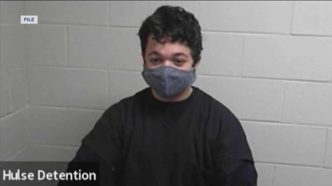Prosecutors ask for arrest warrant, $200K bond for Kyle Rittenhouse