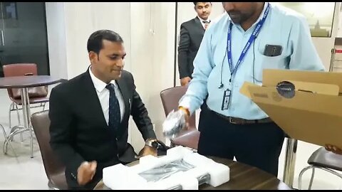 एप्पल कंपनी का लैपटॉप का रिव्यू गुड ब्रांड Apple company ka laptop review good brand 👌👌👌🙏👌🙏👌👌👌