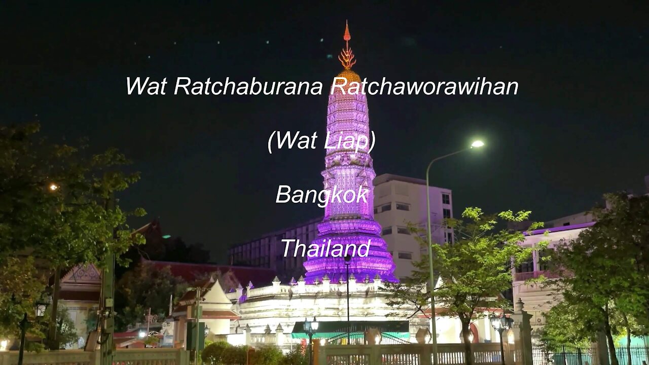 Wat Ratchaburana Ratchaworawihan in Bangkok Thailand