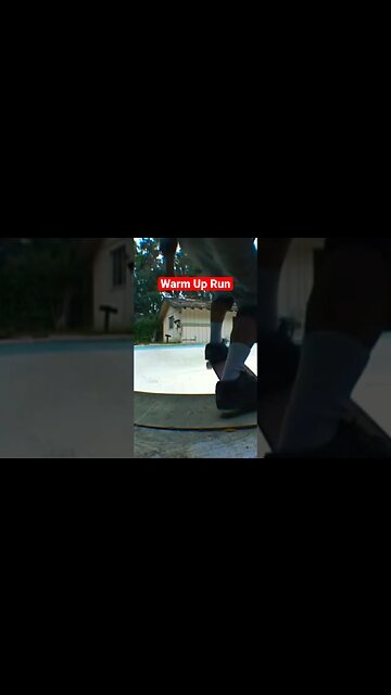 First Drop In @ PORK CHOP BOWL #poolskateboarding #poolskating #skateboarding #tobyburger #emptypool