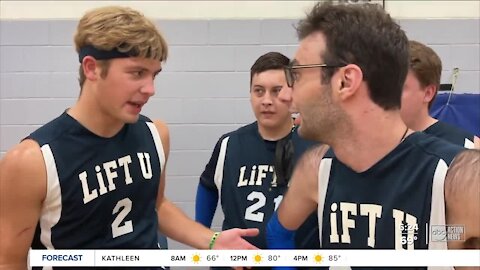 St. Pete High hoops star Carson Wood lends time to athletes with neurodiversities at Lift University