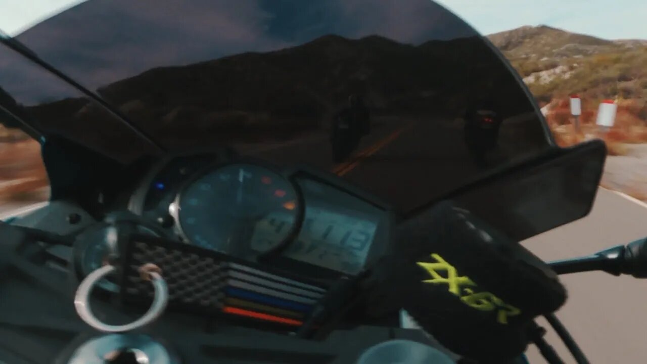 HEAD TO HEAD 600CC! MOTORCYCLE BATTLE !! CLOSE CALLS?! …..’BORAT VOICE’ NOOOOT 🚀🚀🚀 EP.116