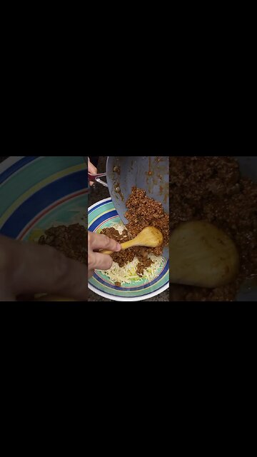 Spaghetti Squash Taco Salad | 60 Second Organic #spaghettisquash #tacosalad