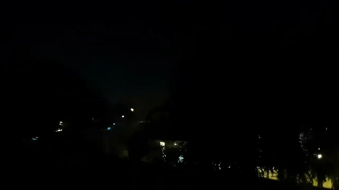 🤣 SUBIC BAY PHILIPPINES (FIREWORKS SET OFF CAR ALARMS)