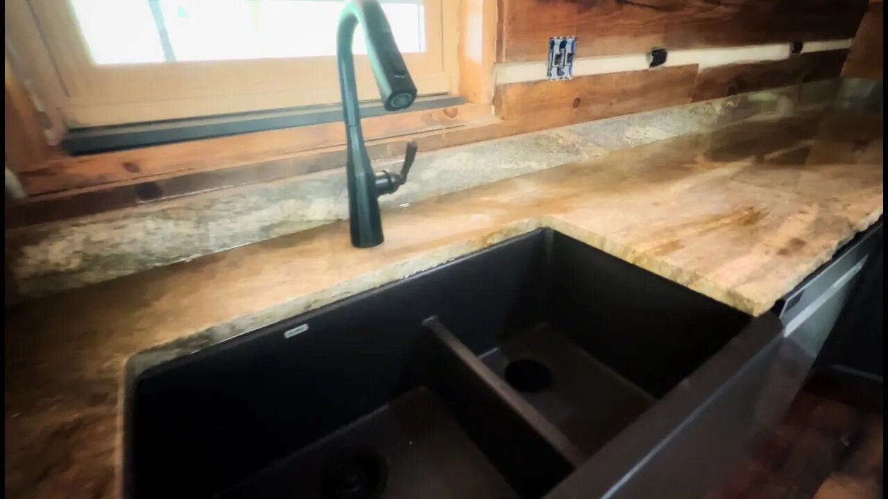 COUNTERTOPS are in & we might have BABIES in our near future! (#121)