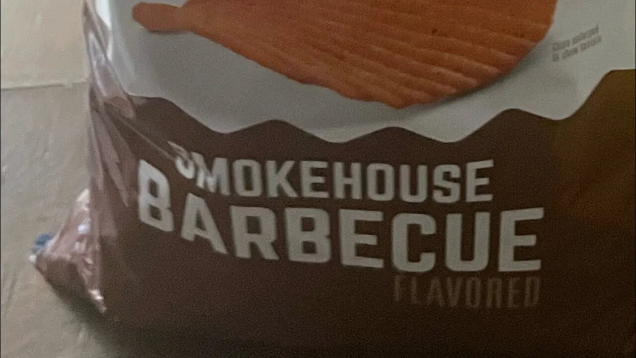 We try ruffles smokehouse barbecue chips.