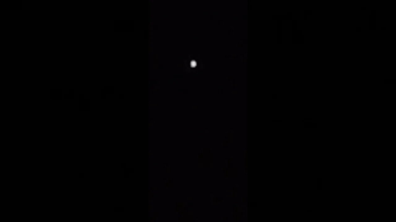 I managed to zoom in on the anomaly from 7/12 that flew right over us and then went NW.