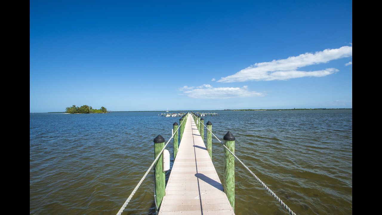 61756 Mirror Lake Drive #208 Sebastian FL 32958
