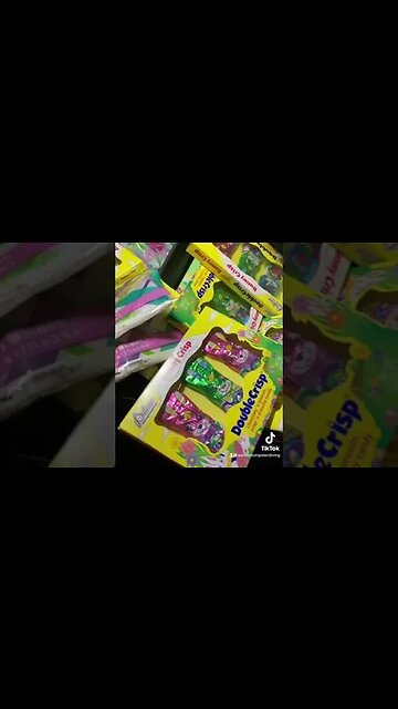 HUGE CANDY HAUL AT DOLLAR TREE!!!