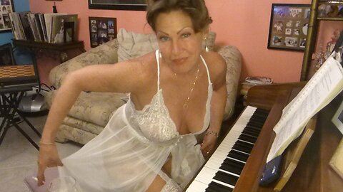 SURPRISE! Sexy Lady In LINGERIE, Playing Piano and ... 7 27 24