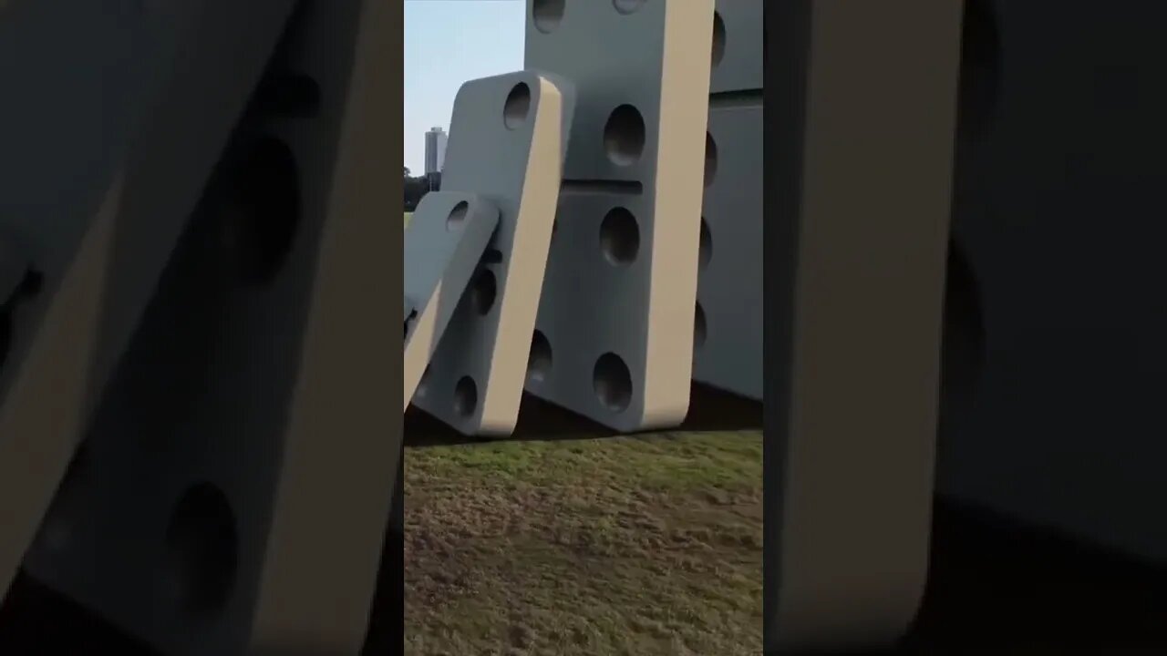 Putin spielt mit Domino 😉