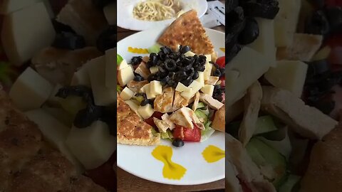 AM FOST LA CEL MAI BUN RESTAURANT DIN COSTINESTI #oguritamica #mancare #mancaciosul