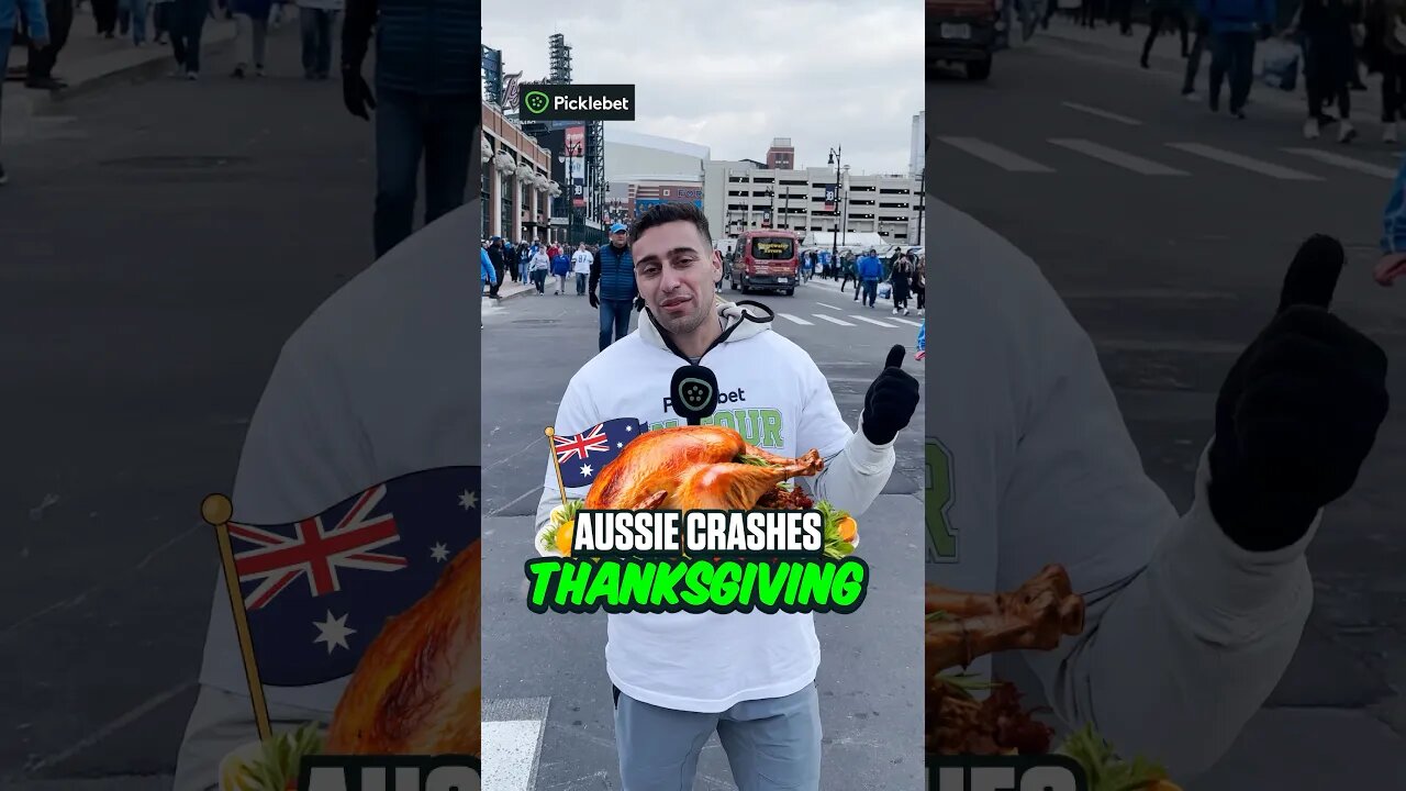 Aussie Crashes Thanksgiving #thanksgiving #usa #australia