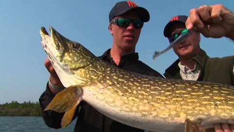 Saskatchewan Pike Action with Midwest Outdoors 2014 #2