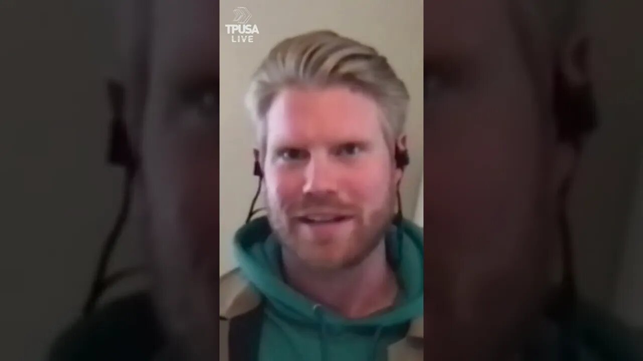 WAS LIA THOMAS SWIMMING SLOW ON PURPOSE?