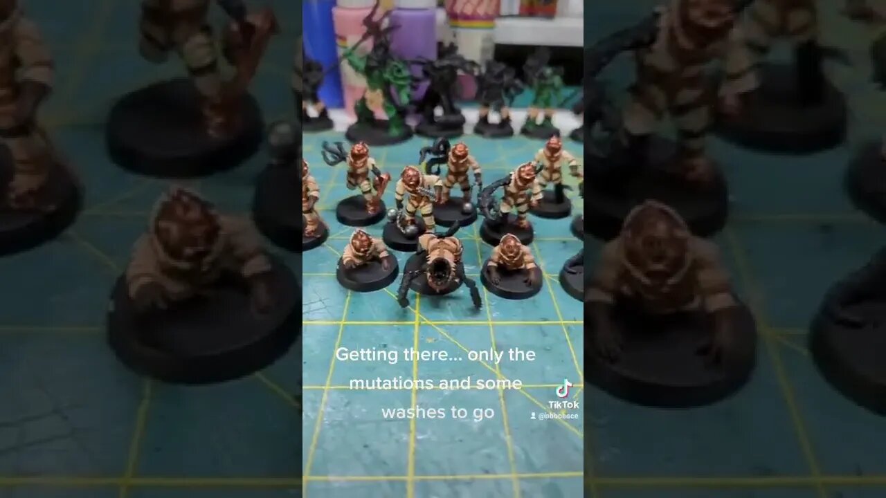 my hands hurt 🤣 #miniaturepainting #warhammer #3dprinting #wip