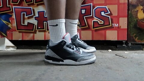 Sneakerheads Go To Orange County Fair!