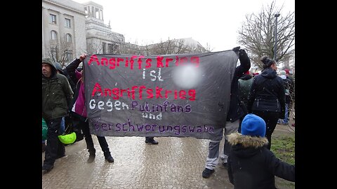 DFG-VK Berlin greift Friedensdemo an