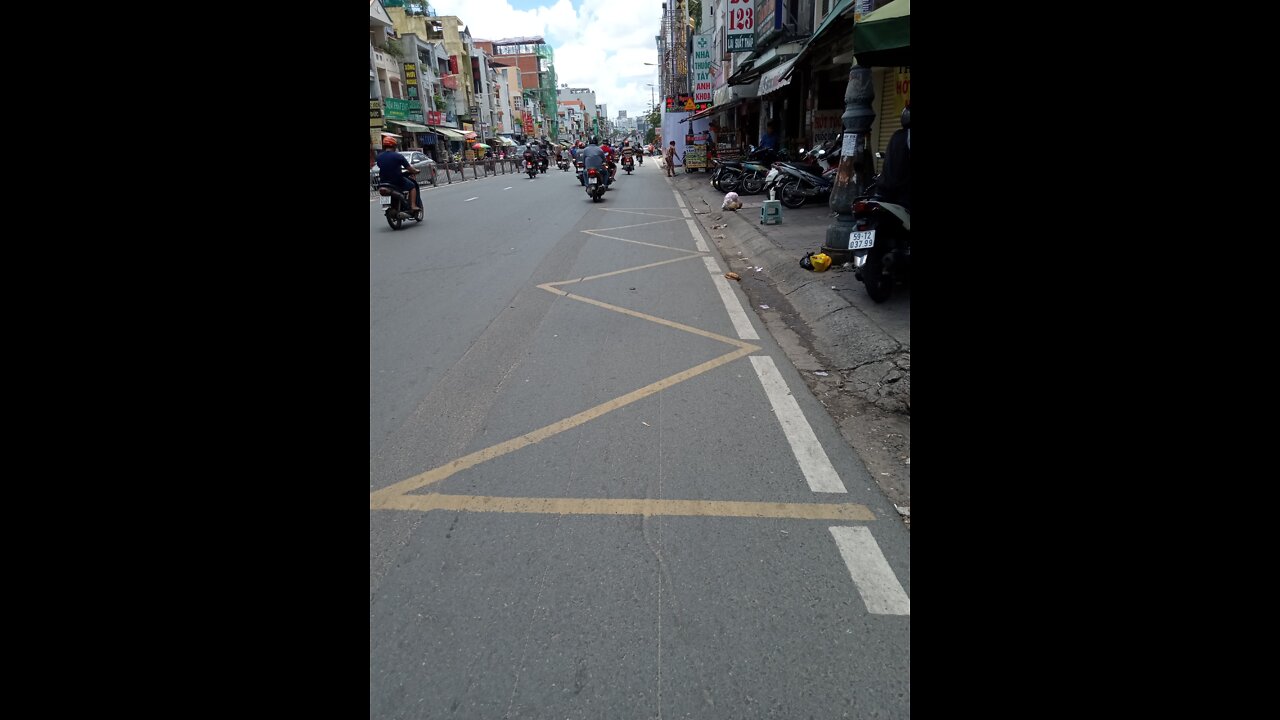 Bus Notes - Ho Chi Minh - June 5, 2022