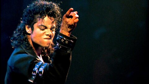 Michael Jackson - Man In The Mirror (Official Video)