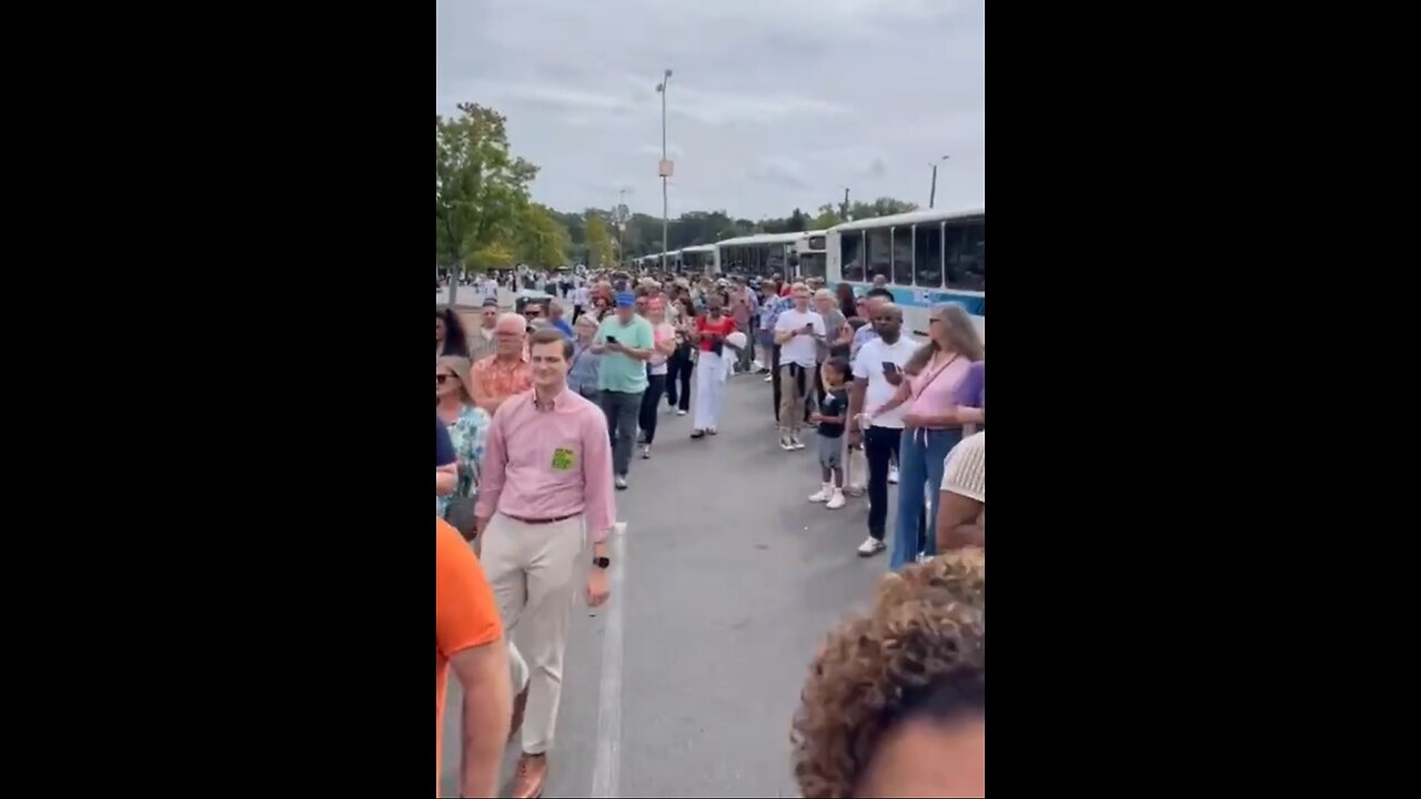 Kabala still busing people to her events, where did all these people come from?