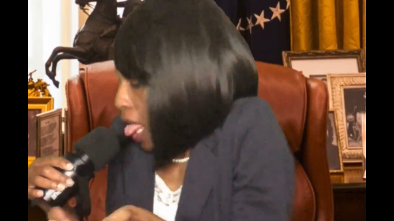 🚨🔥 OMG! THE BEST KAMALA HARRIS ROAST! This black woman is under fire for making this.