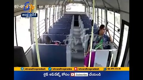 Road Accident in Bangalore | Caught on CCTV