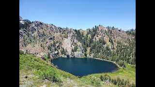 Packing into Deep Lake Marble Mt. Wilderness