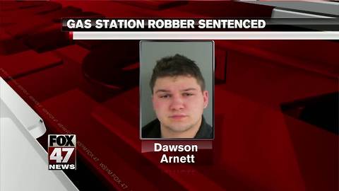 Teen heading to prison for robbing businesses