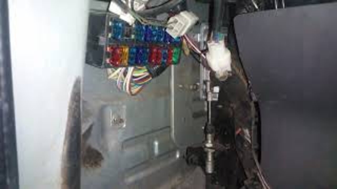Carro não acende a luz do freio!!! O que fazer?
