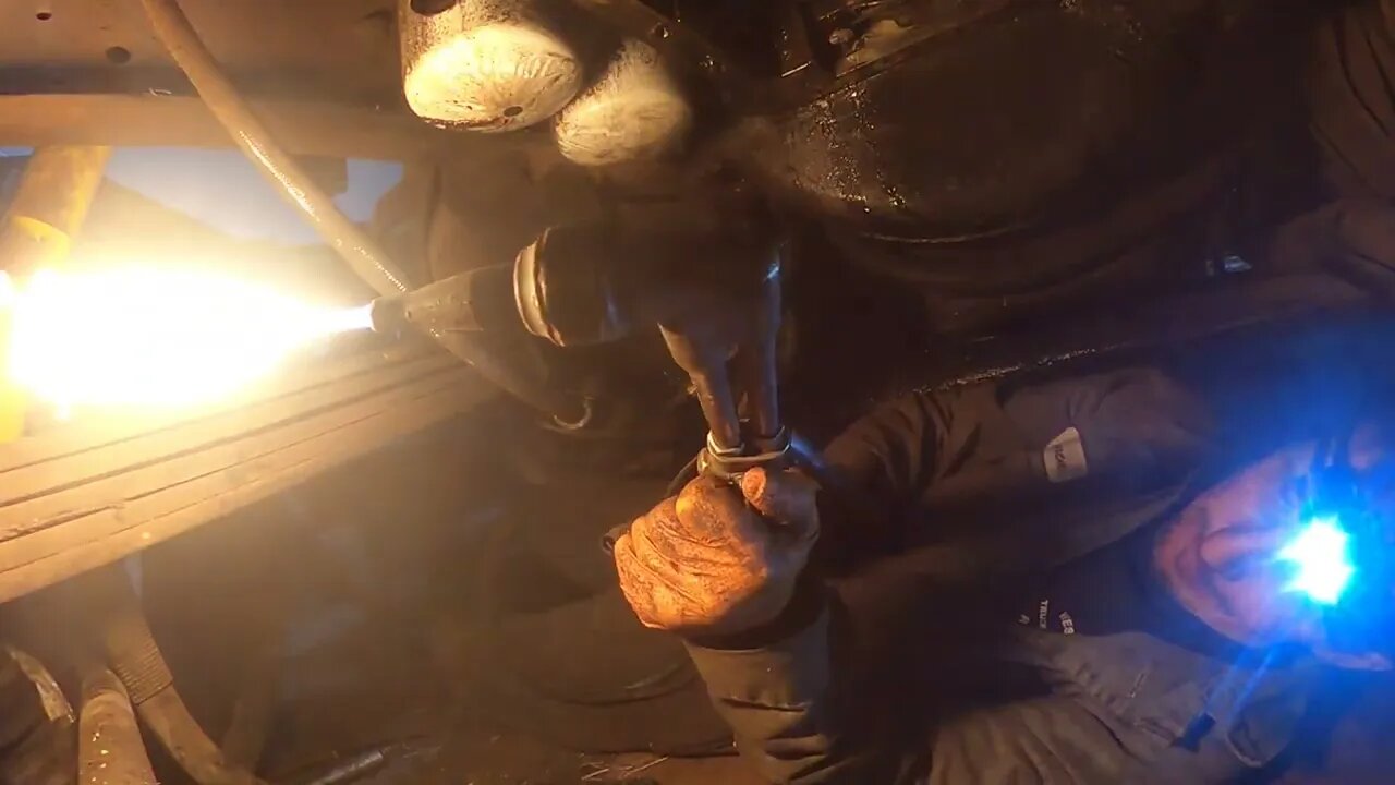 International dt466 disassembly part 2