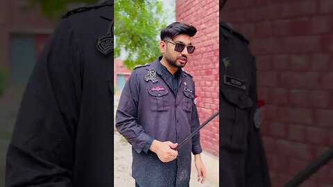 Akhir bachay nay police walay ko injection kyou lagaya part 2 #summerofshorts #suspense