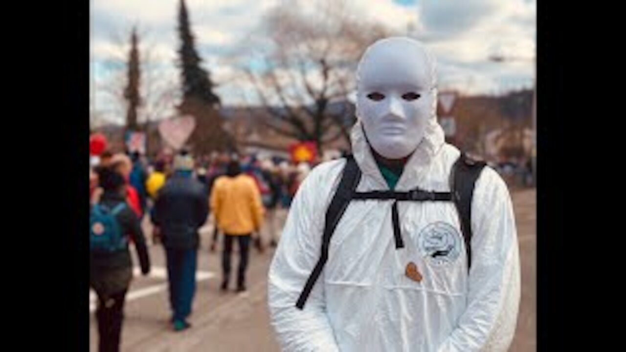 Das Volk geht auf die Strasse u. die Schweizer Bürger sprechen ein Machtwort auf der Demo in Liestal