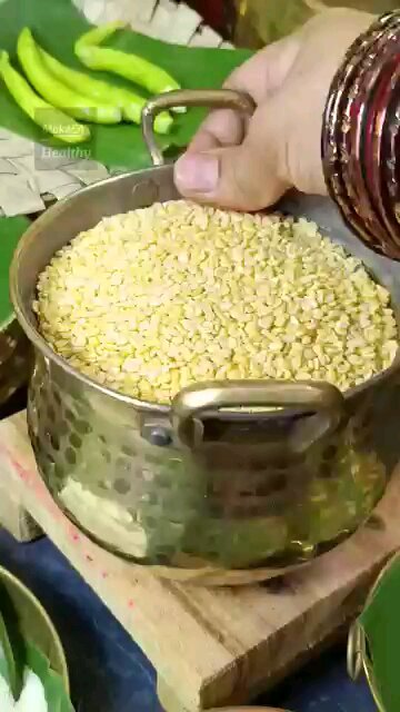 Masala Mung Dal Puri