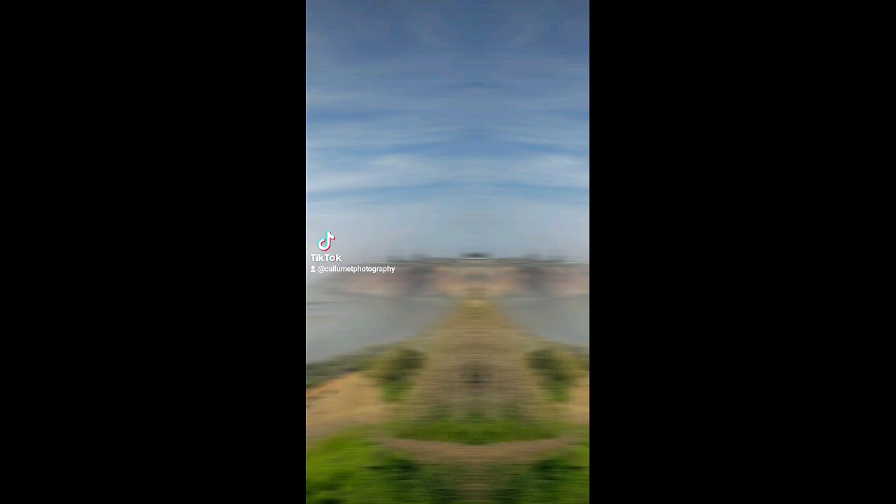Coast and mist