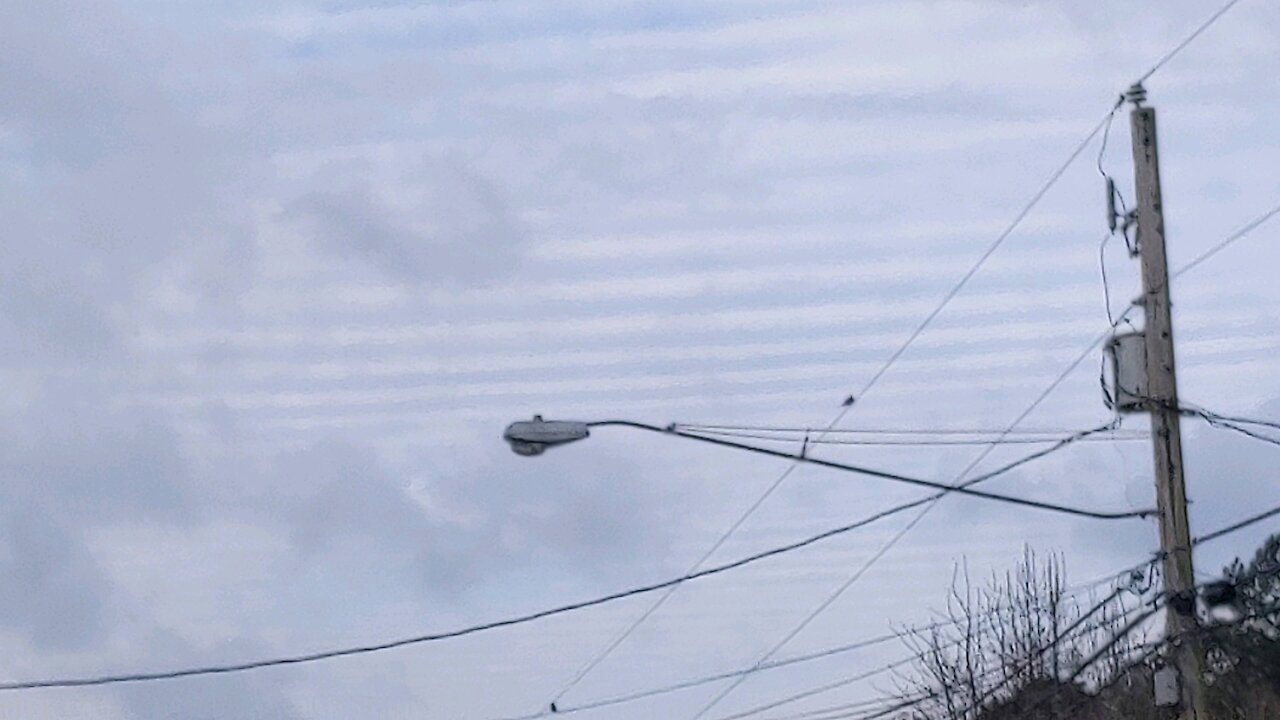 Clouds so perfect they where drawn with a stencle