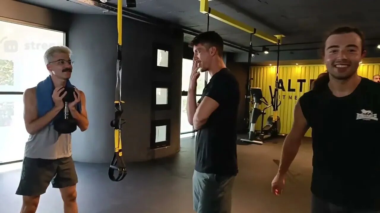 WouLou Gym Show : Gigachads in real life workout