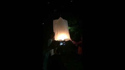 How to release a lantern in Thailand at the lantern festival