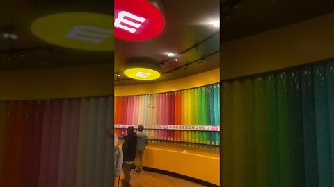 Las Vegas M&M store #lasvegas #lasvegasnightlife #shopping #chocolatefactory # #coffeeaddict