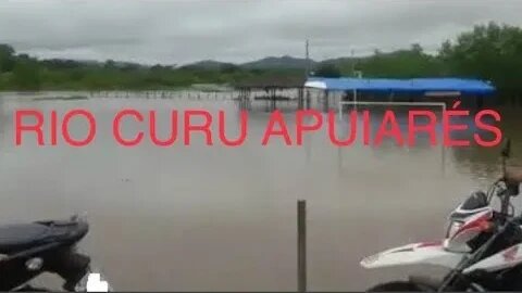RIO CURU estava CHEIO neste dia na - VILA SOARES, APUIARÉS - CE