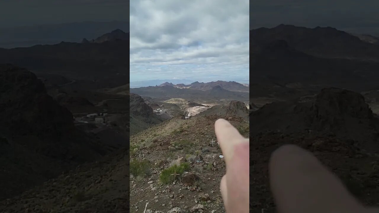 top of the pass on the way too Oatman AZ