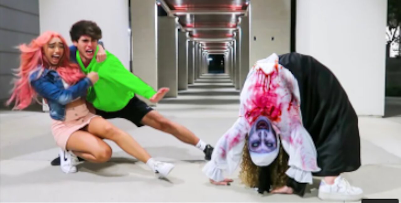 Scary Pranks on friends .. Hilarious..!!!!