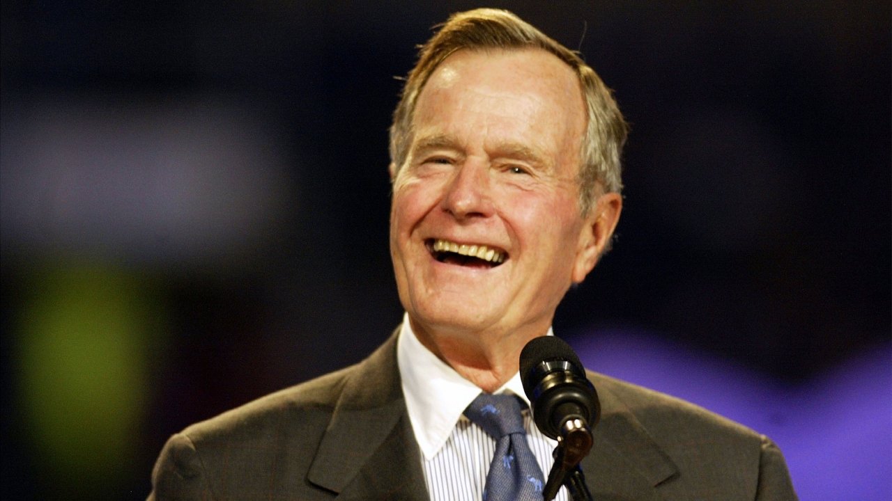 Politicians, Celebrities And Remaining Presidents Remember Bush