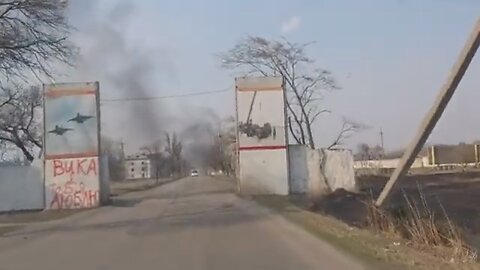 🇺🇦Graphic War18+🔥Airbase Hit City in Russia Explosion w/Unknown😉🚀Mystery Missile